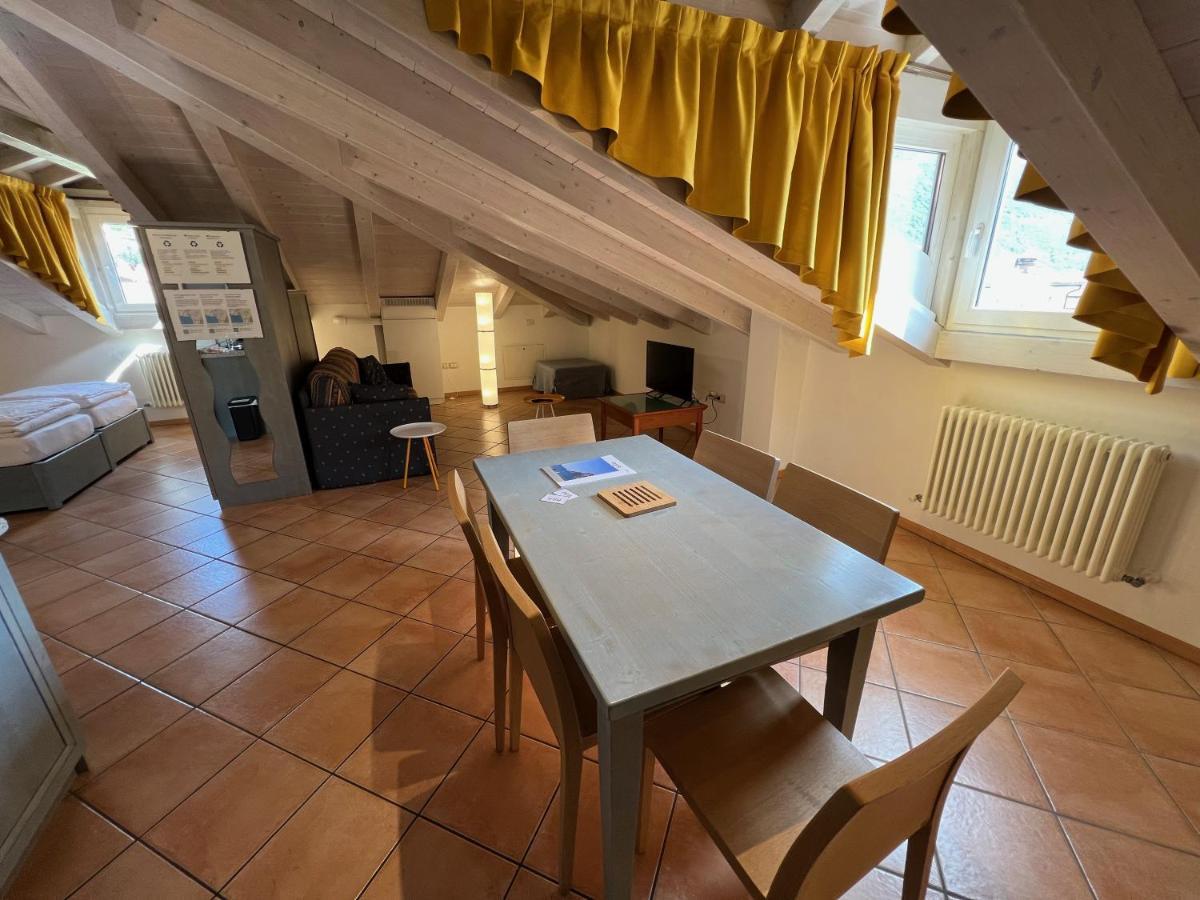 Studio Apartments Baia Azzurra 7 Torbole Sul Garda Dış mekan fotoğraf