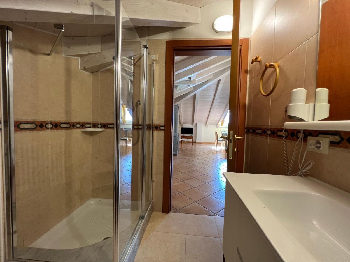 Studio Apartments Baia Azzurra 7 Torbole Sul Garda Dış mekan fotoğraf